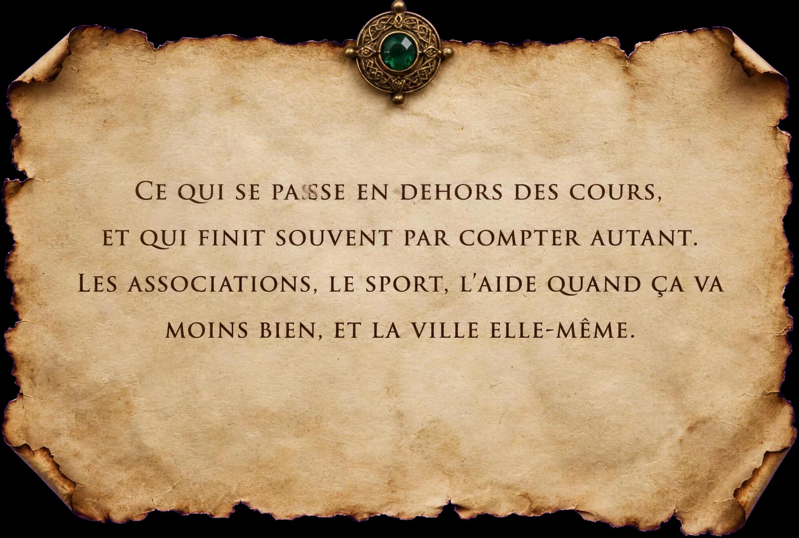 Ce qui se passe en dehors des cours, et qui finit souvent par compter autant. Les associations, le sport, l’aide quand ça va moins bien, et la ville elle-même.